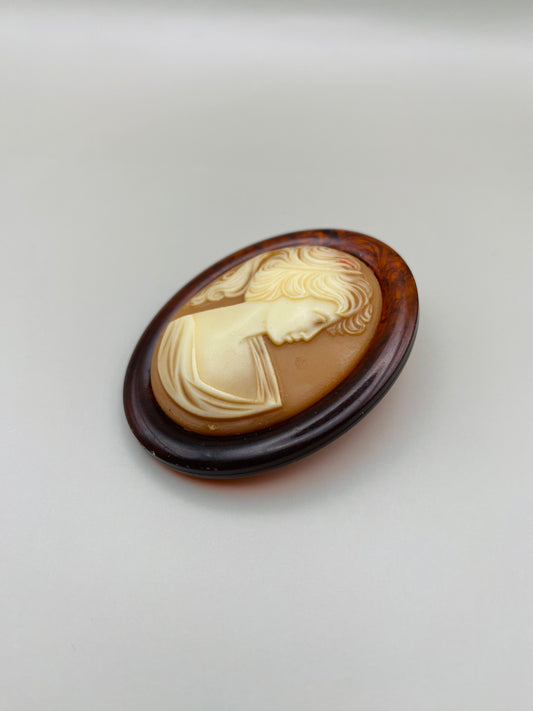 Broche vintage Camé