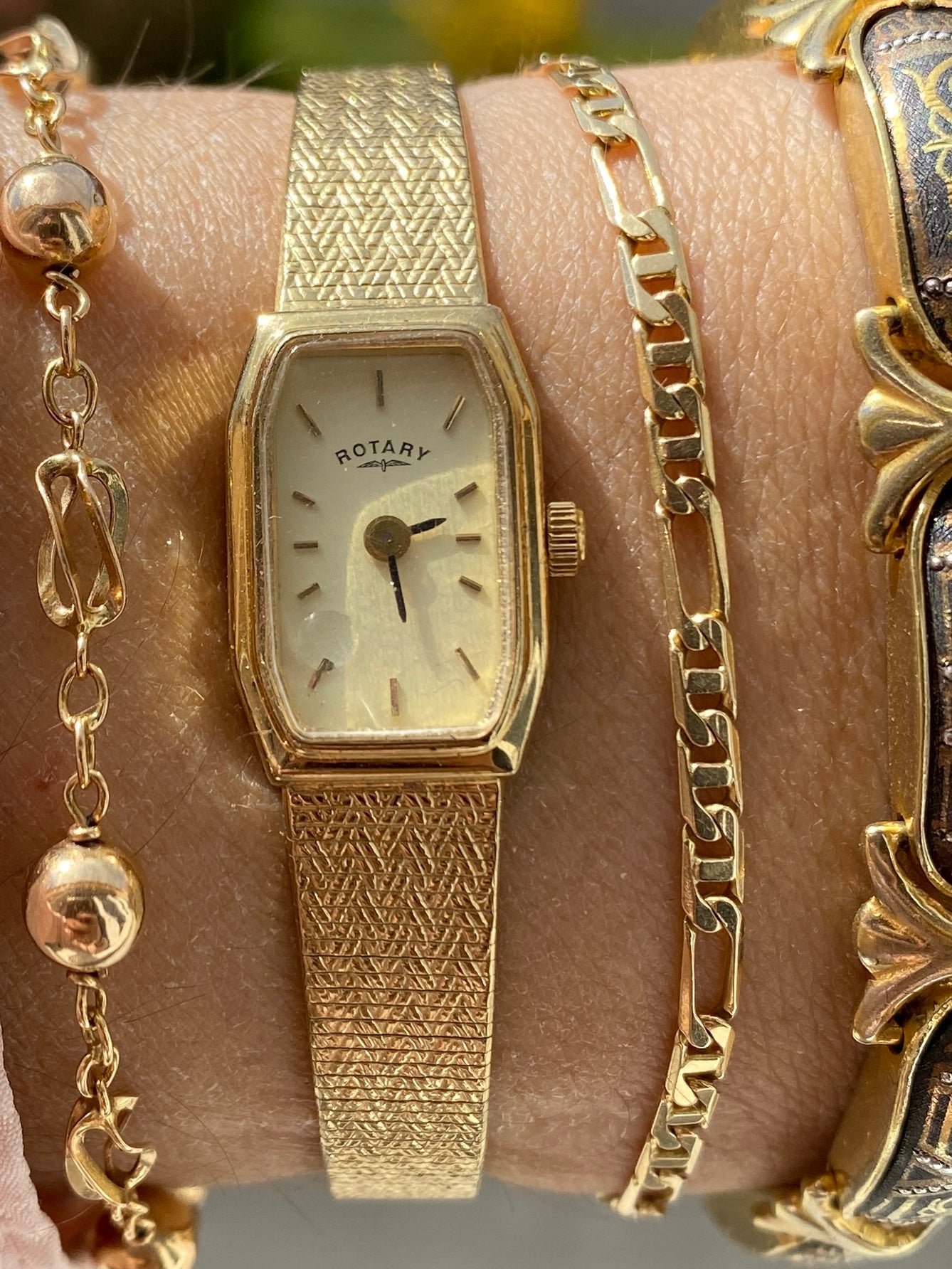 Montre Vintage QUARTZ ROTARY