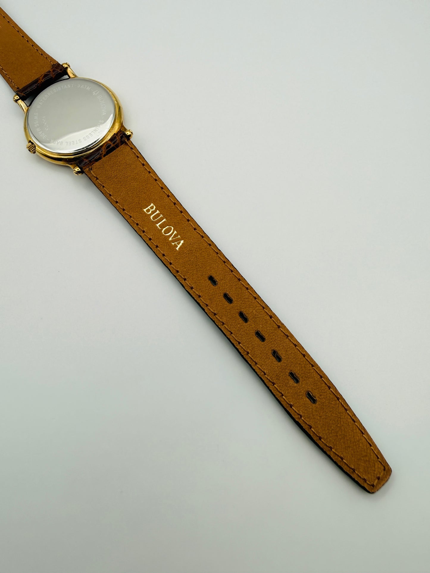Montre vintage Bulova New Old Stock à quartz