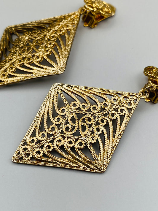 Clips d’oreilles vintage – Filigrane doré, années 70