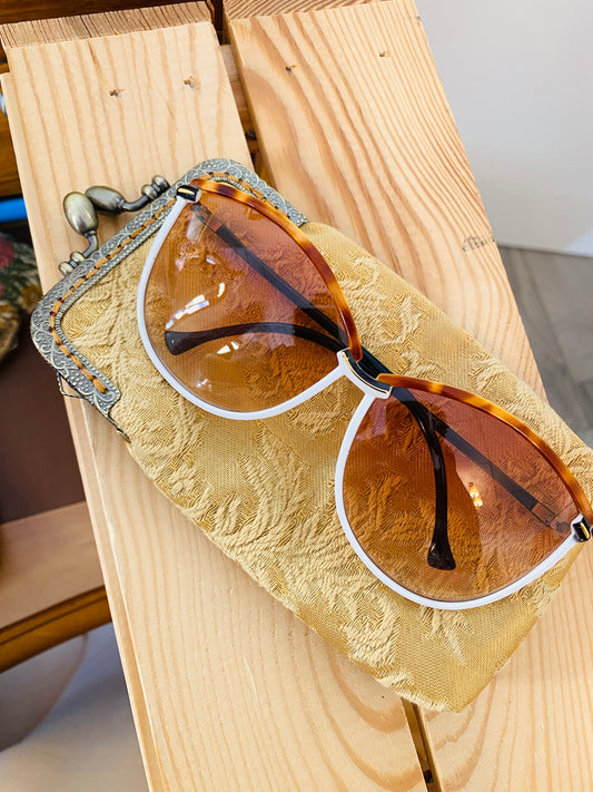 Porte-lunettes fait main