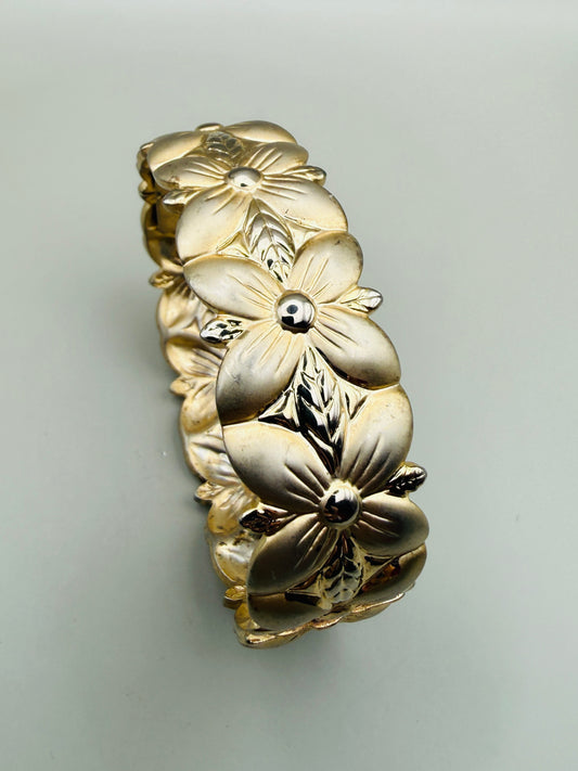 Bracelet vintage floral doré – esprit rétro romantique