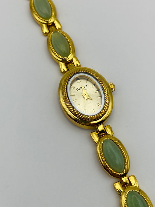 Montre-bijou Dobroa – cabochons verts