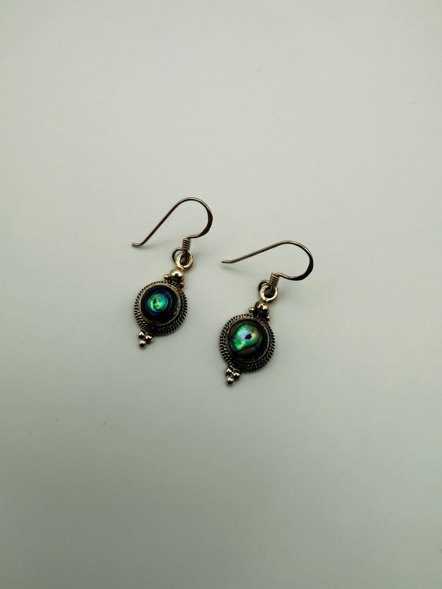Boucles d’oreilles vintage en argent 925 & nacre