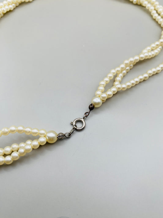 Collier vintage triple rang – perles fantaisie