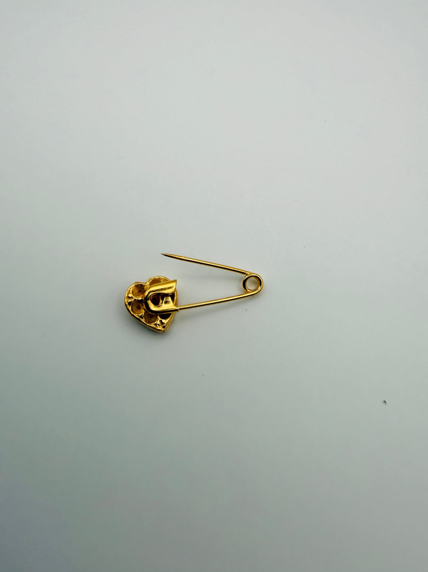 Broche vintage coeur