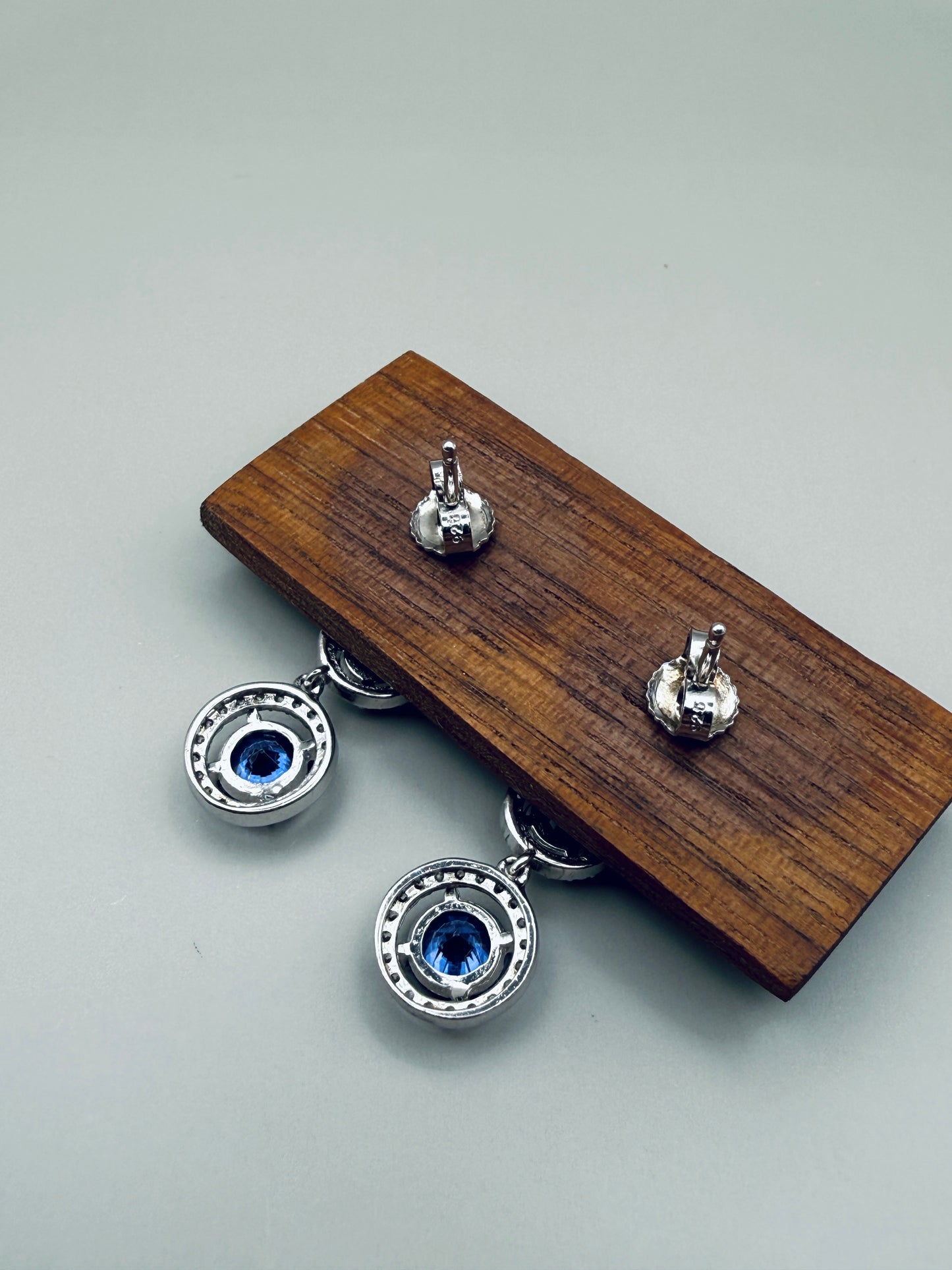 Vintage Dangle Earrings in 925 Silver & Blue Stones – Deep Shine
