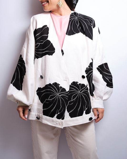 Veste légère vintage en lin 80s– imprimé floral noir & blanc, pièce artisanale faite main