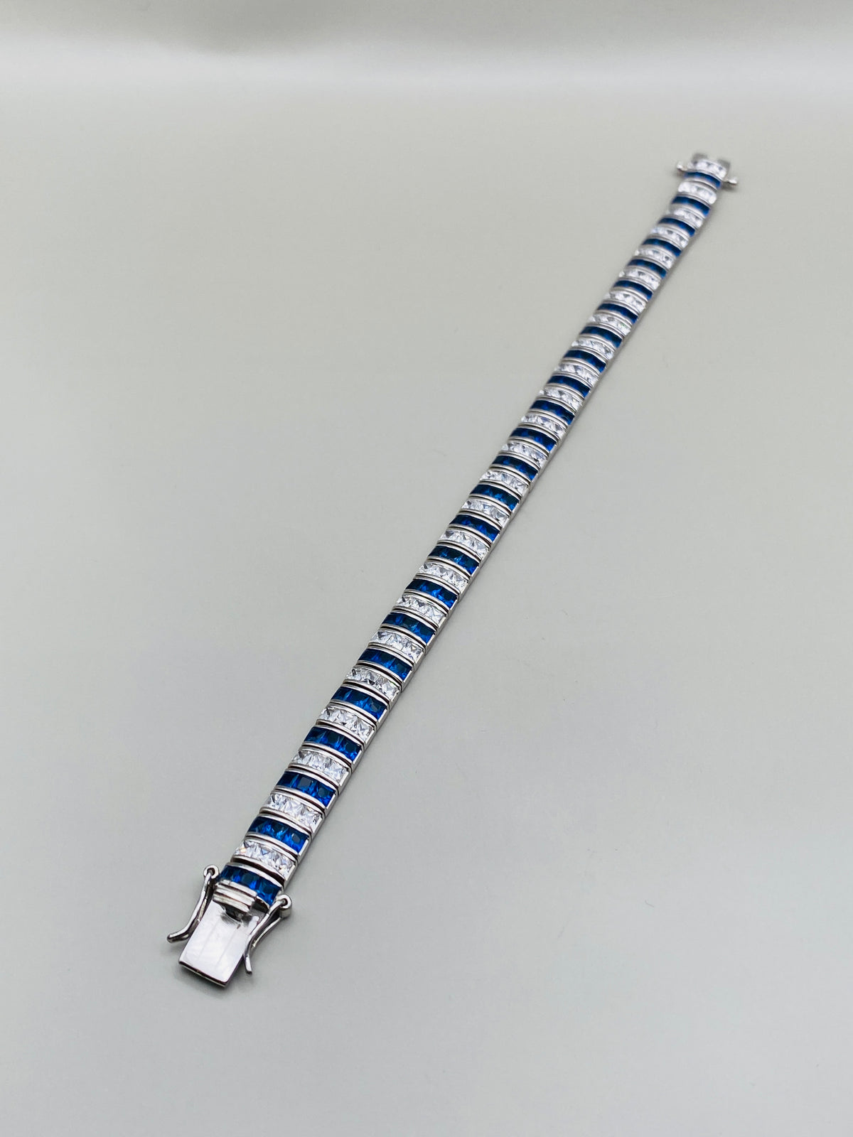 Bracelet Ancien En Argent Massif Et Pierres Bleues - Vers 1920 - Manque Une Pierre