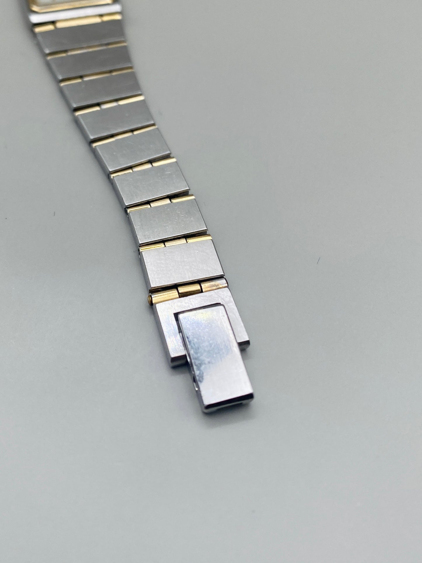 Montre Seiko Vintage Bicolore – Élégance 80s petit poignet