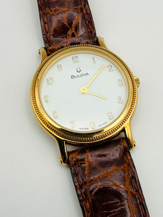 Montre vintage Bulova New Old Stock à quartz