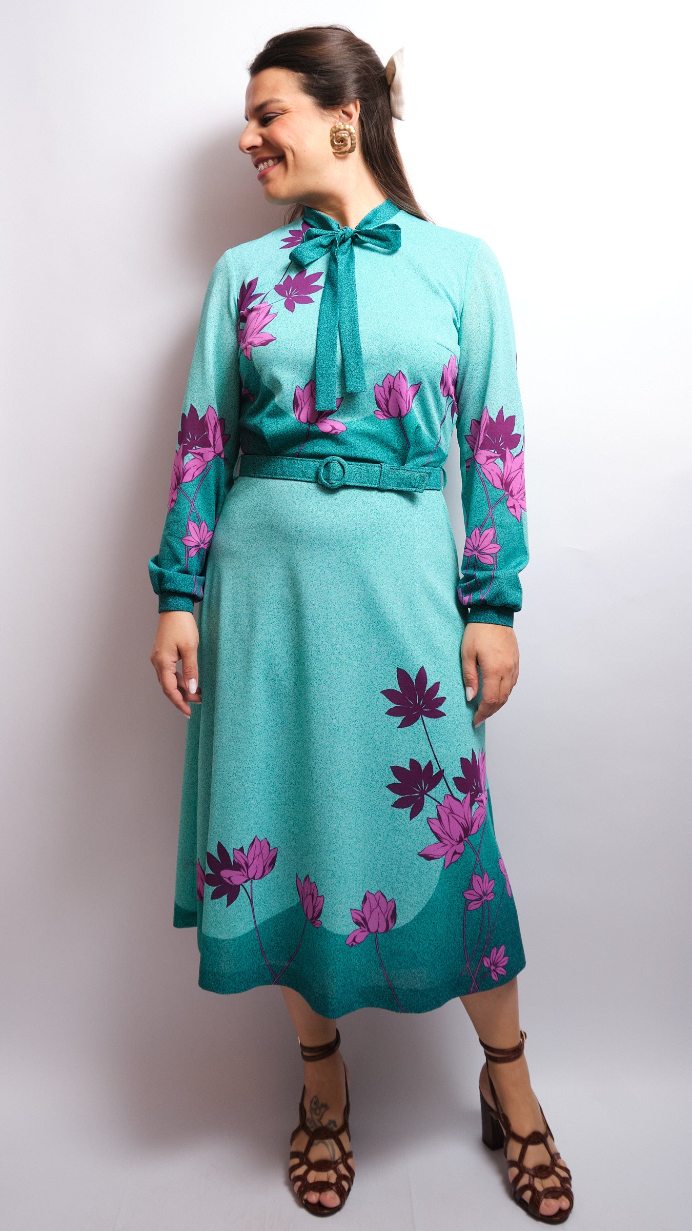 Robe vintage années 60 – imprimé floral, esprit rétro iconique