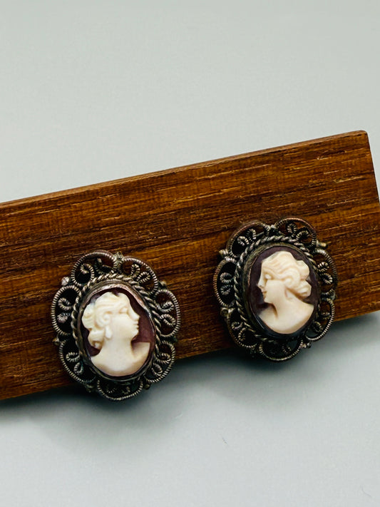Boucles d’oreilles camées anciens – argent (clips à vis)