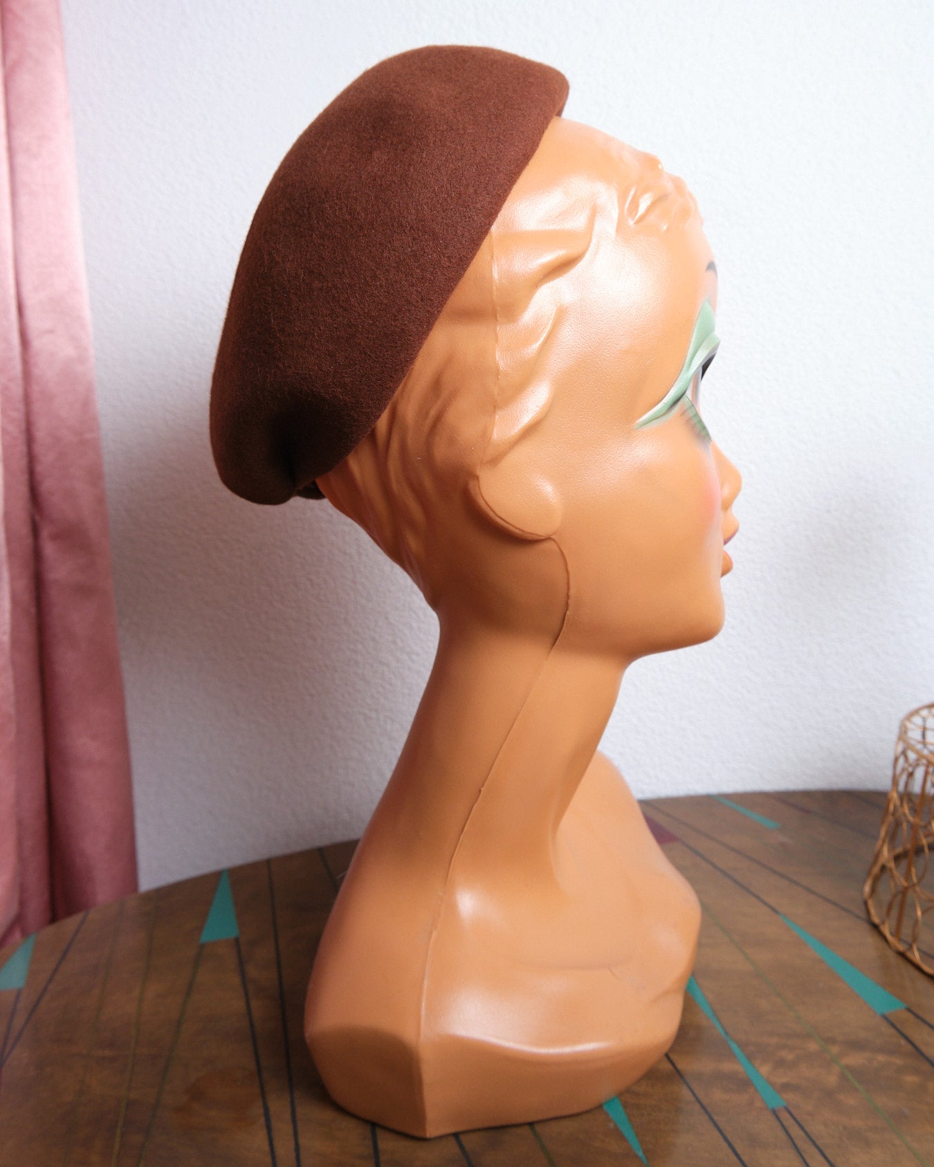 Béret vintage brun en laine feutrée