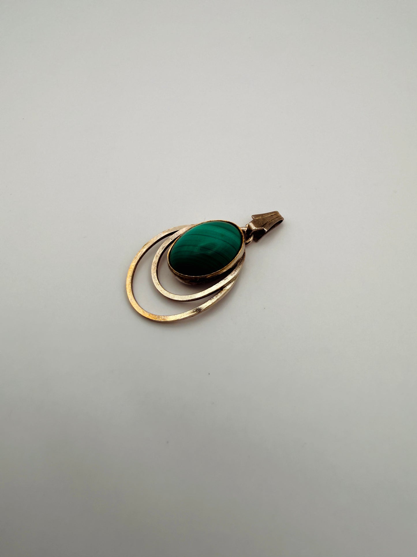 Pendentif vintage ovale malachite argent 925