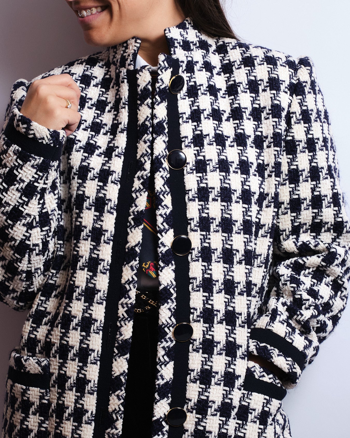 Veste en tweed pied-de-poule bleu marine & écru – Boutons dorés – Années 80