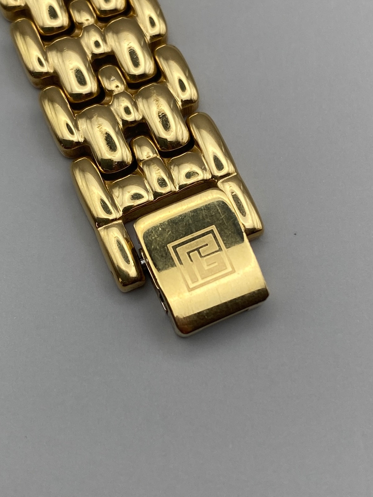 Montre Pierre Balmain – Swiss Made – 90s