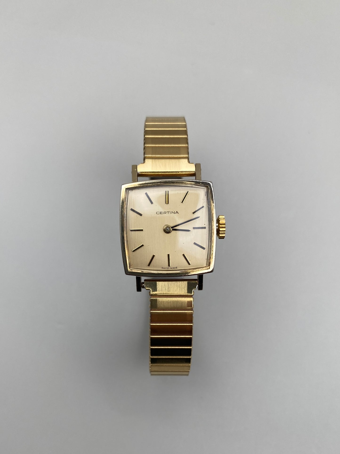 Montre Certina Vintage Femme – Carrée mécanique 70s
