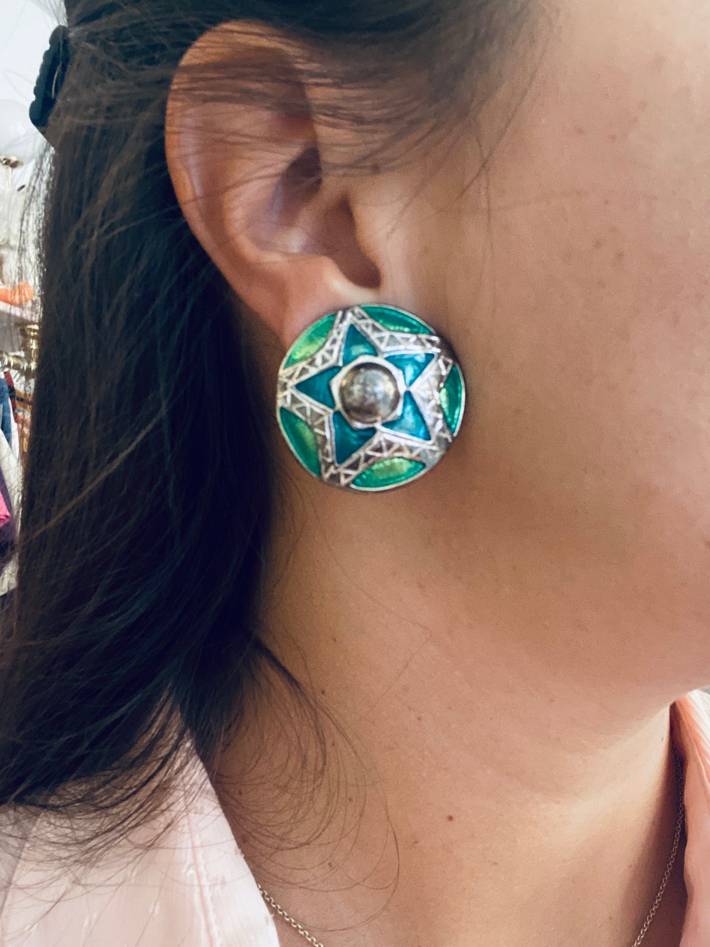 Clips Vintage ronds argentés émaillés vert et bleu étoile