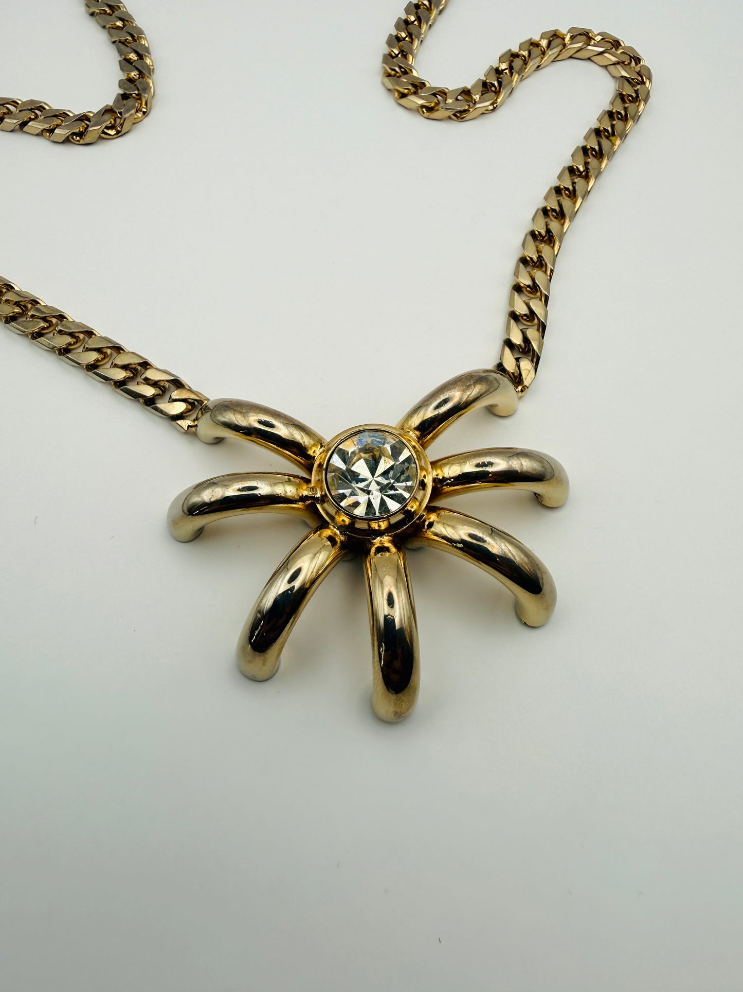 Collier vintage à pendentif soleil bicolore