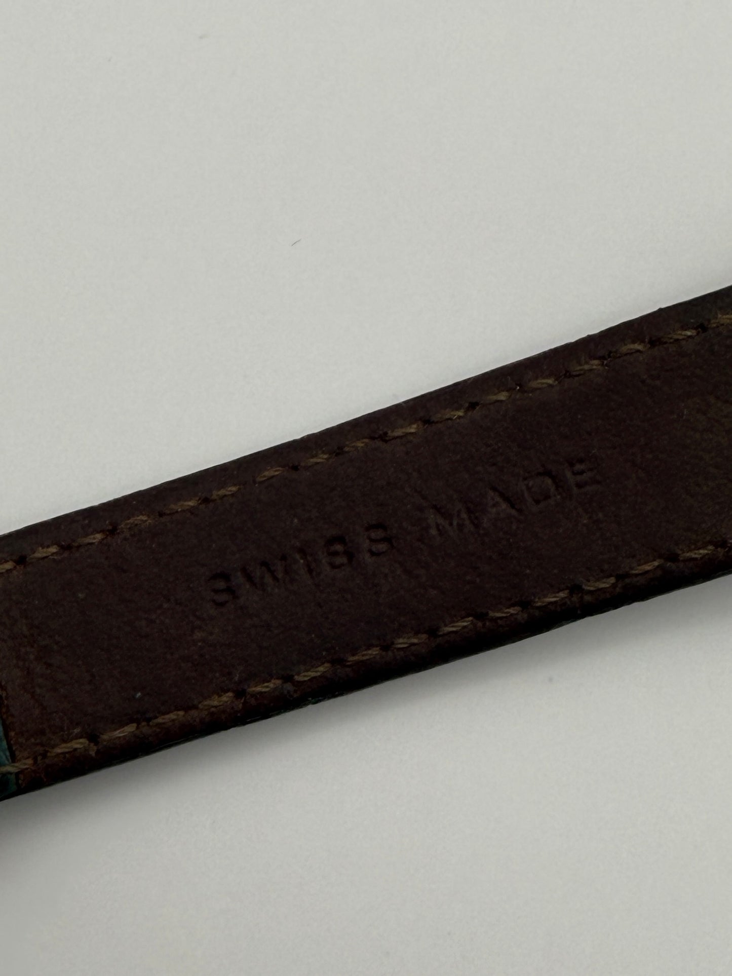 Montre vintage Pierre Balmain Swiss Made – cadran Art déco et bracelet façon crocodile vert