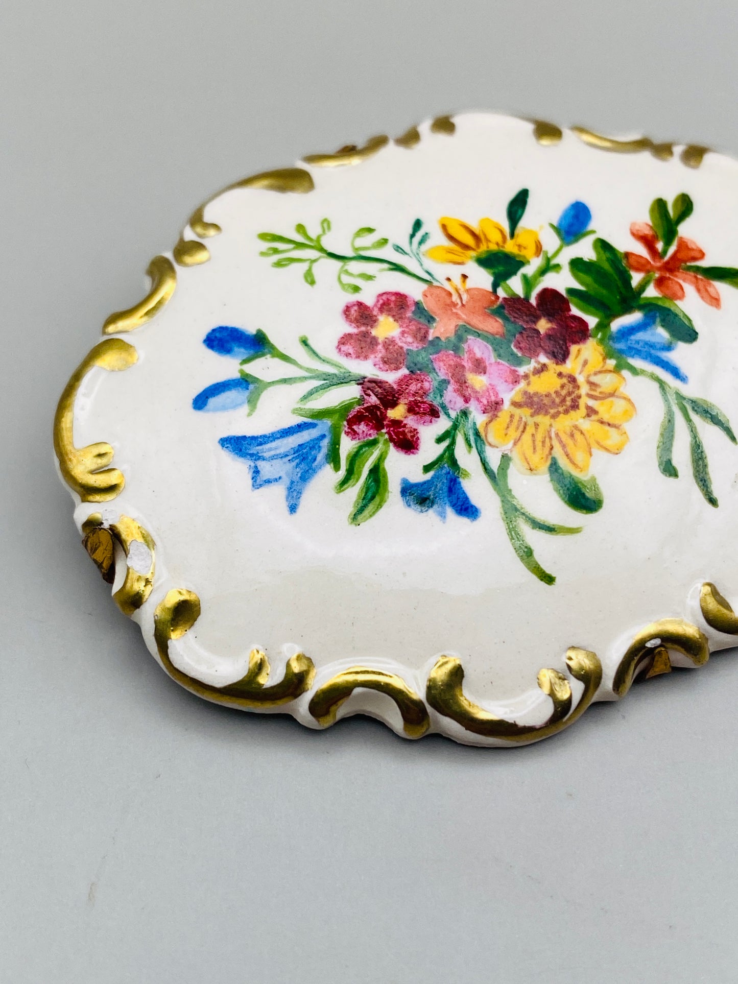 Vintage hand-painted porcelain brooch – country bouquet