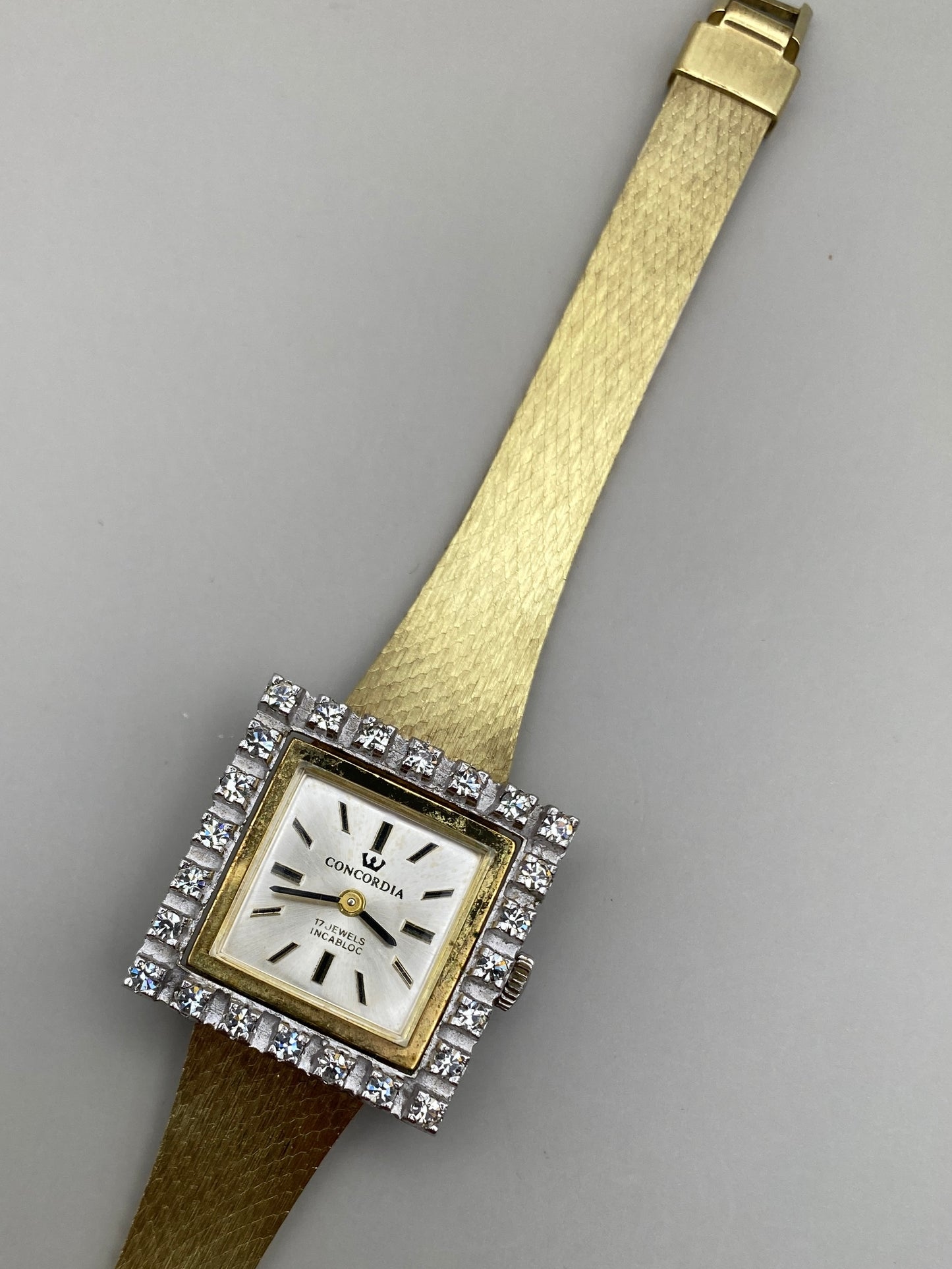 Montre Concordia Vintage mécanique – 17 Jewels Incabloc 60-70s