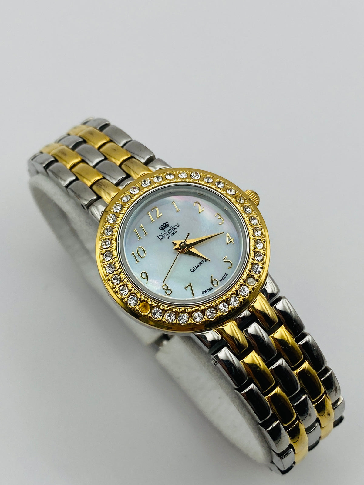 Richelieu Swiss – Montre bijou & bagues interchangeables