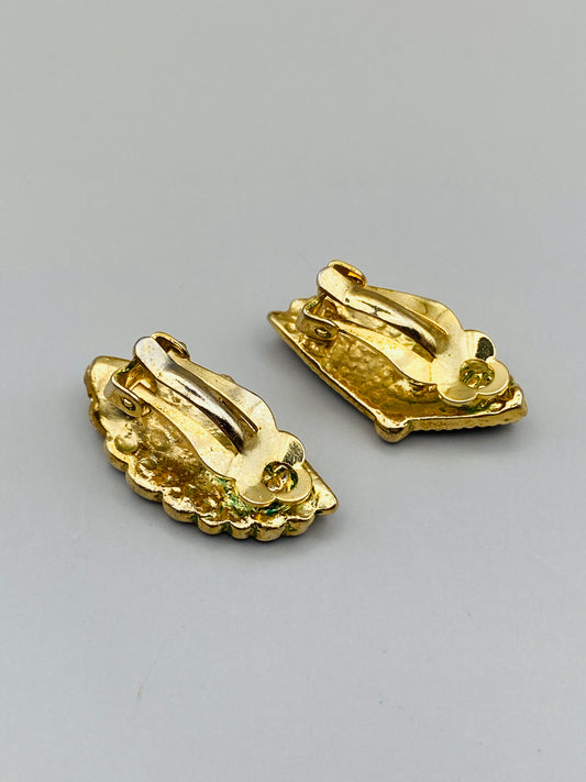 Boucles d’oreilles vintage clip – Émail noir & cristaux