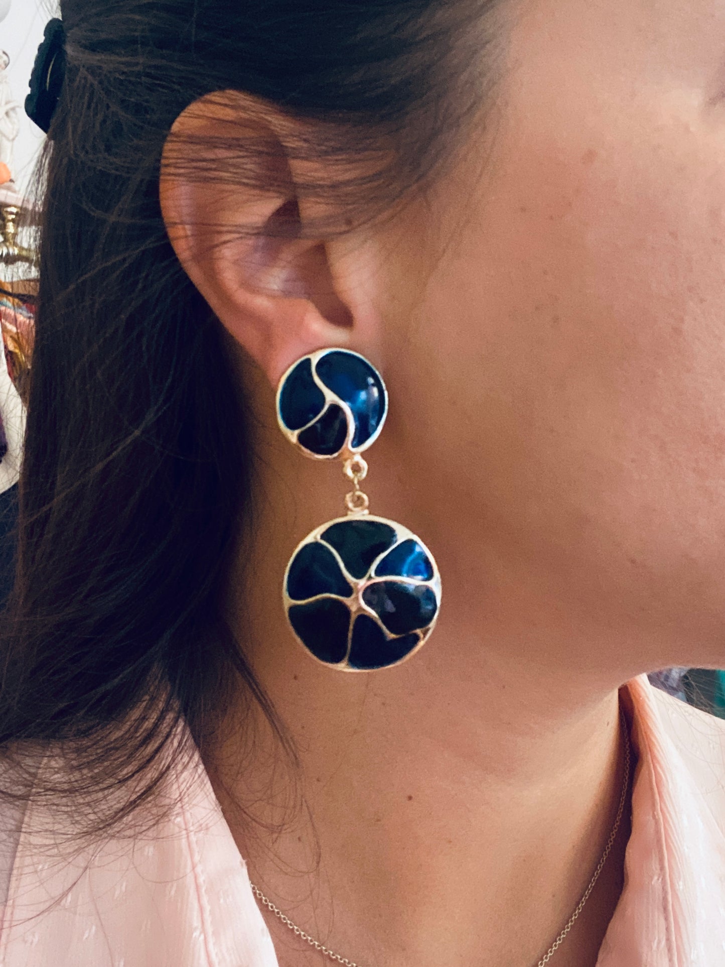 Clips Vintage ronds pendants émaillés bleu marine