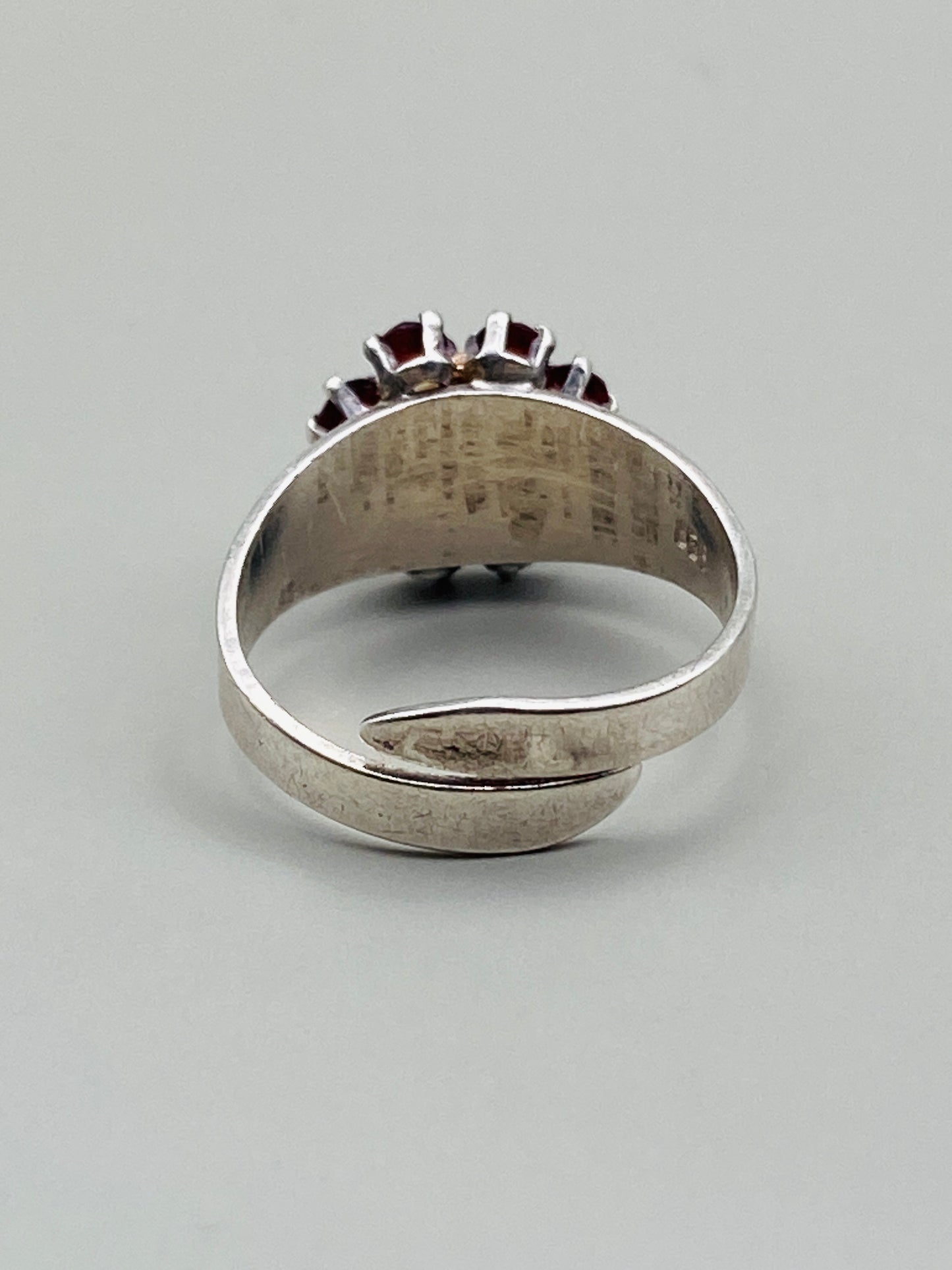 Vintage ring in 835 silver, genuine pearl &amp; garnets