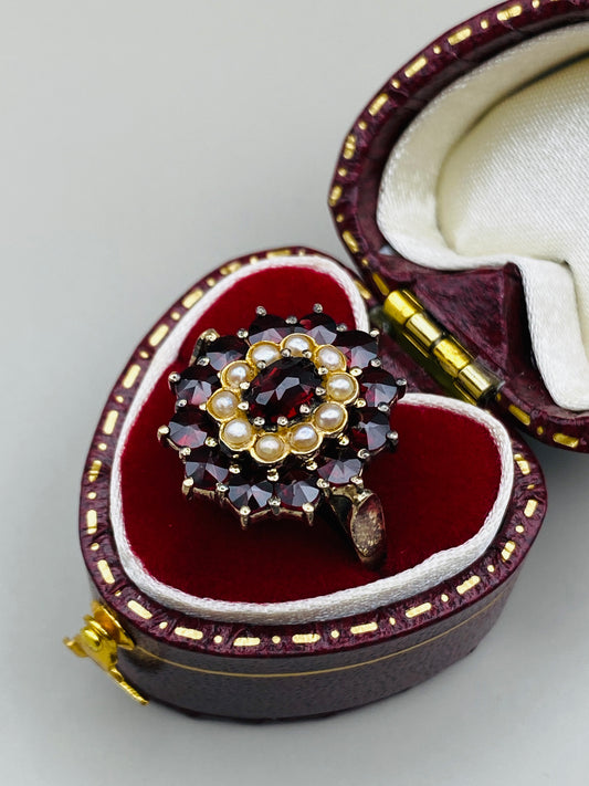 Bague ovale vintage grenats & perles, monture argent 800 Plaquée or