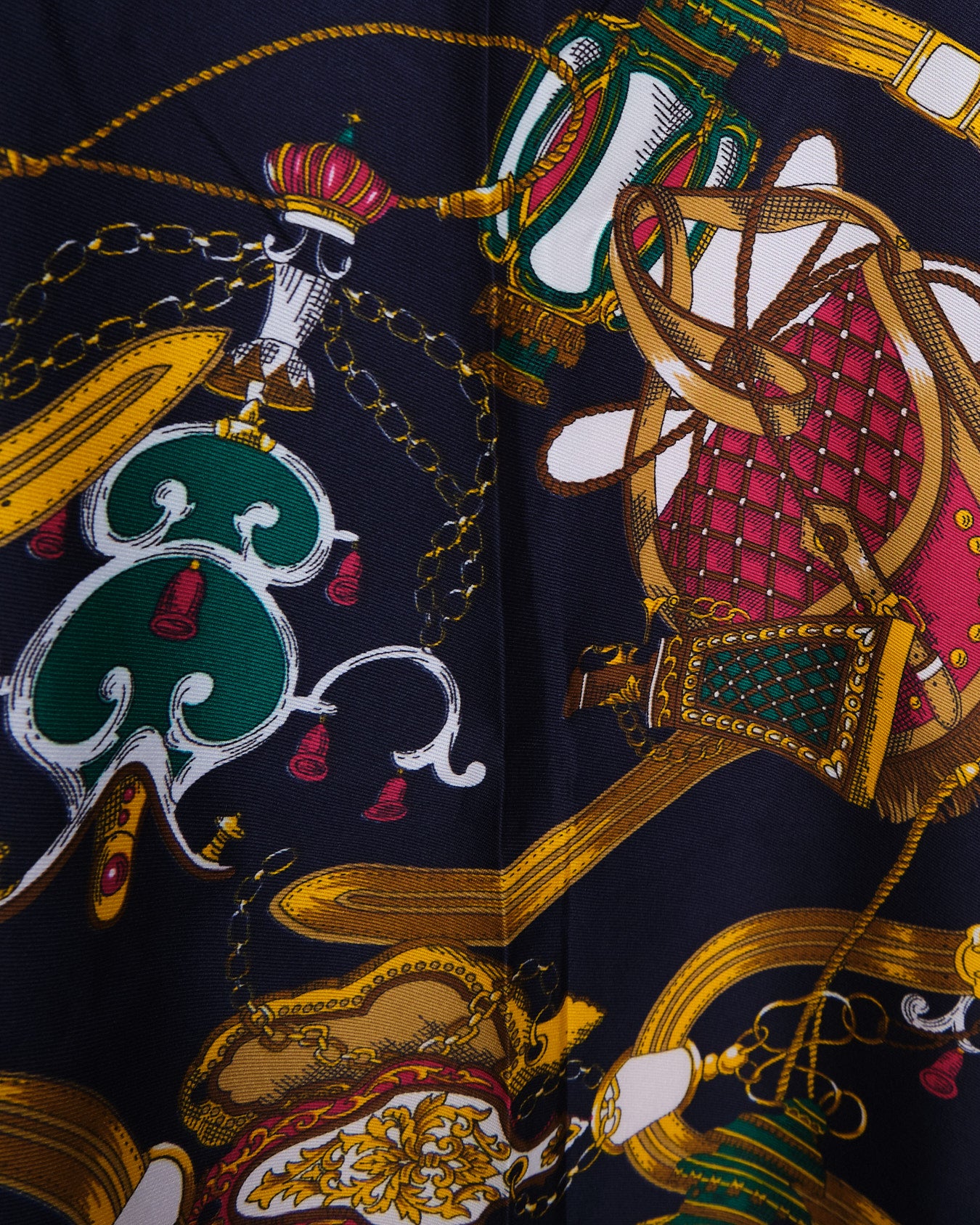 Grand foulard vintage BECQUET en polyester satiné
