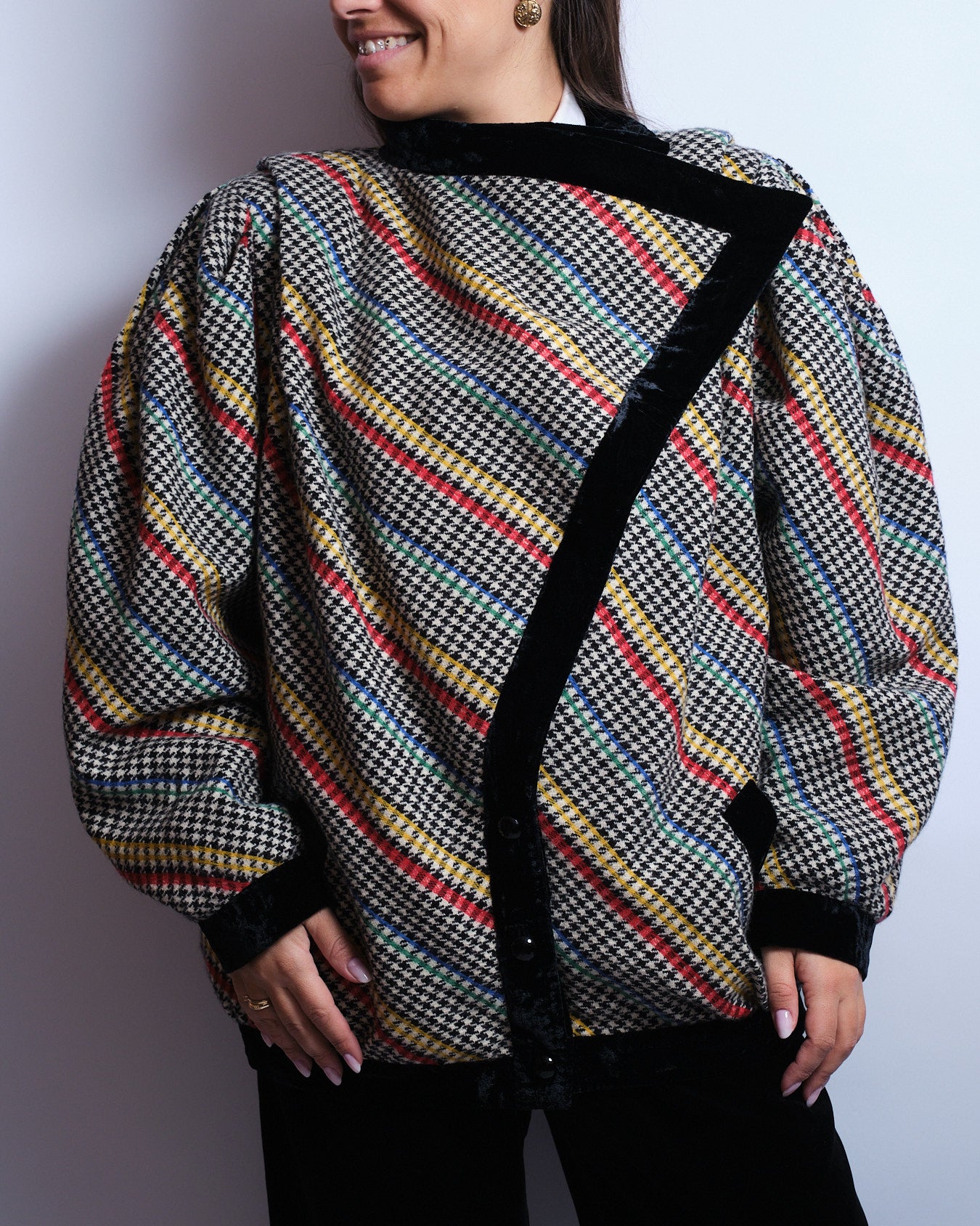 Manteau oversize à motif multicolore – Velours noir – Création artisanale des années 80