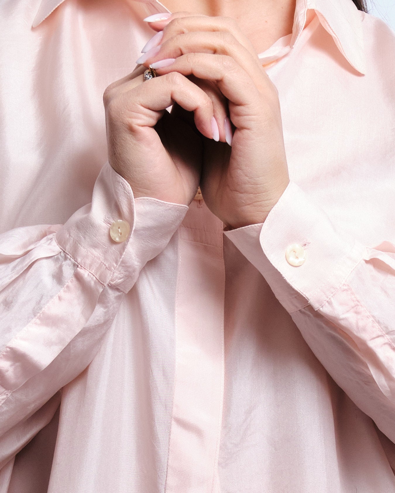 Vintage 80s silk shirt – powder pink, flowing cut