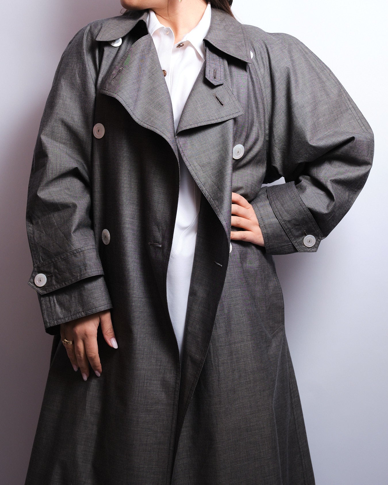 Vintage 90s trench coat – cotton, iconic cut made in Switzerland