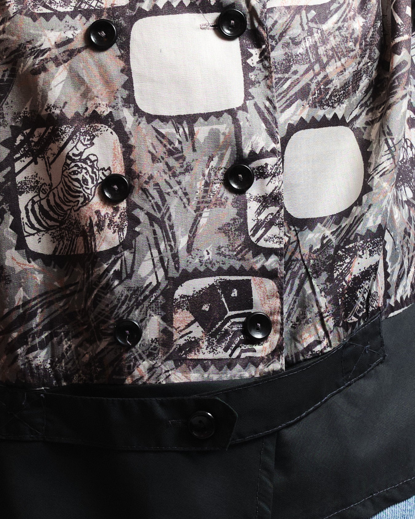 Top vintage années 90 — esprit arty monochrome fait main