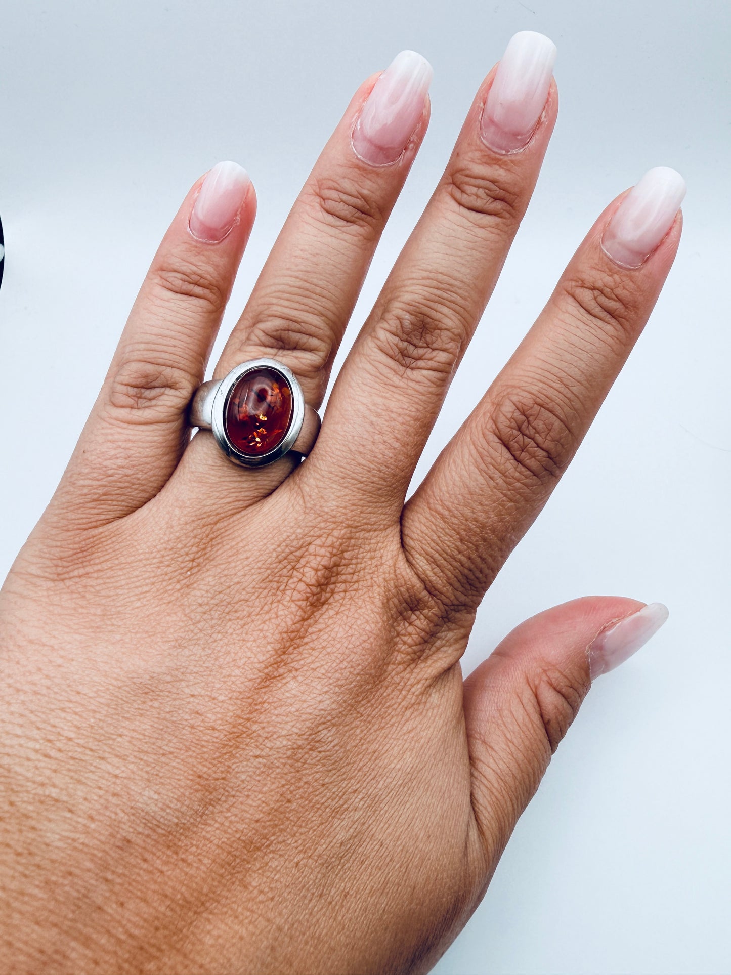 Bague vintage en argent 925 et ambre synthétique cognac