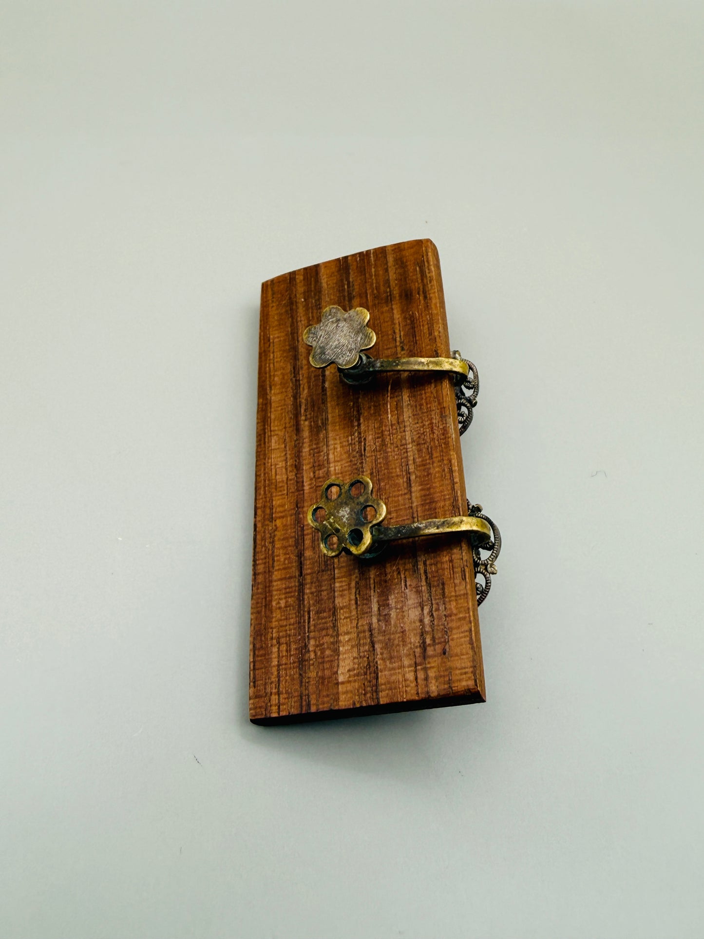 Boucles d’oreilles camées anciens – argent (clips à vis)