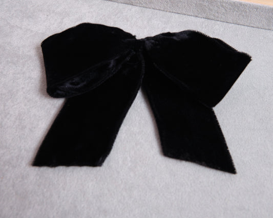Barrette vintage en velours noir signée Arifior Creazioni