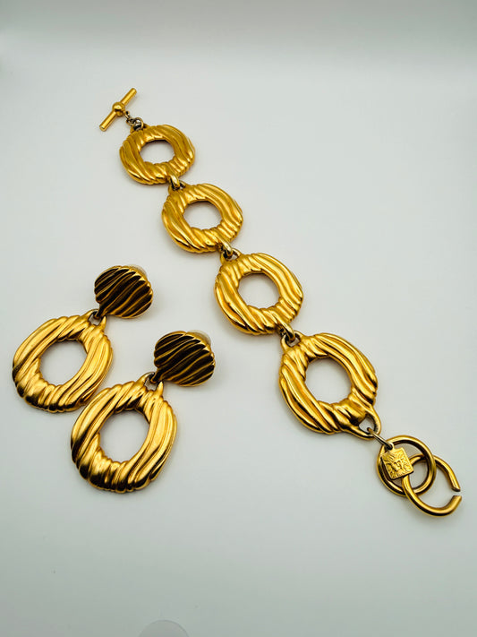 Parure vintage Anne Klein – Bracelet et boucles d’oreilles dorés