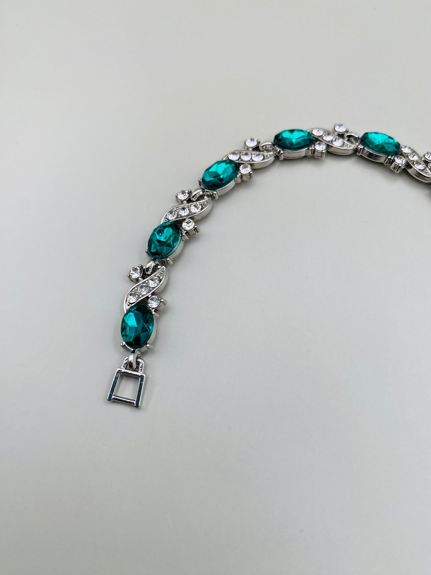 Bracelet vintage articulé monture argentée