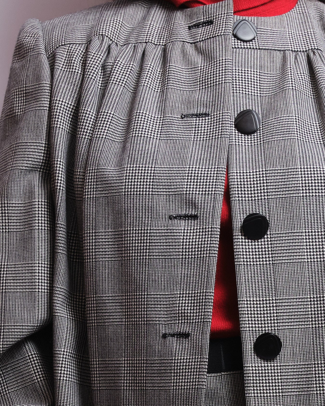 Tailleur vintage fait main 80s – élégance intemporelle & coupe structurée