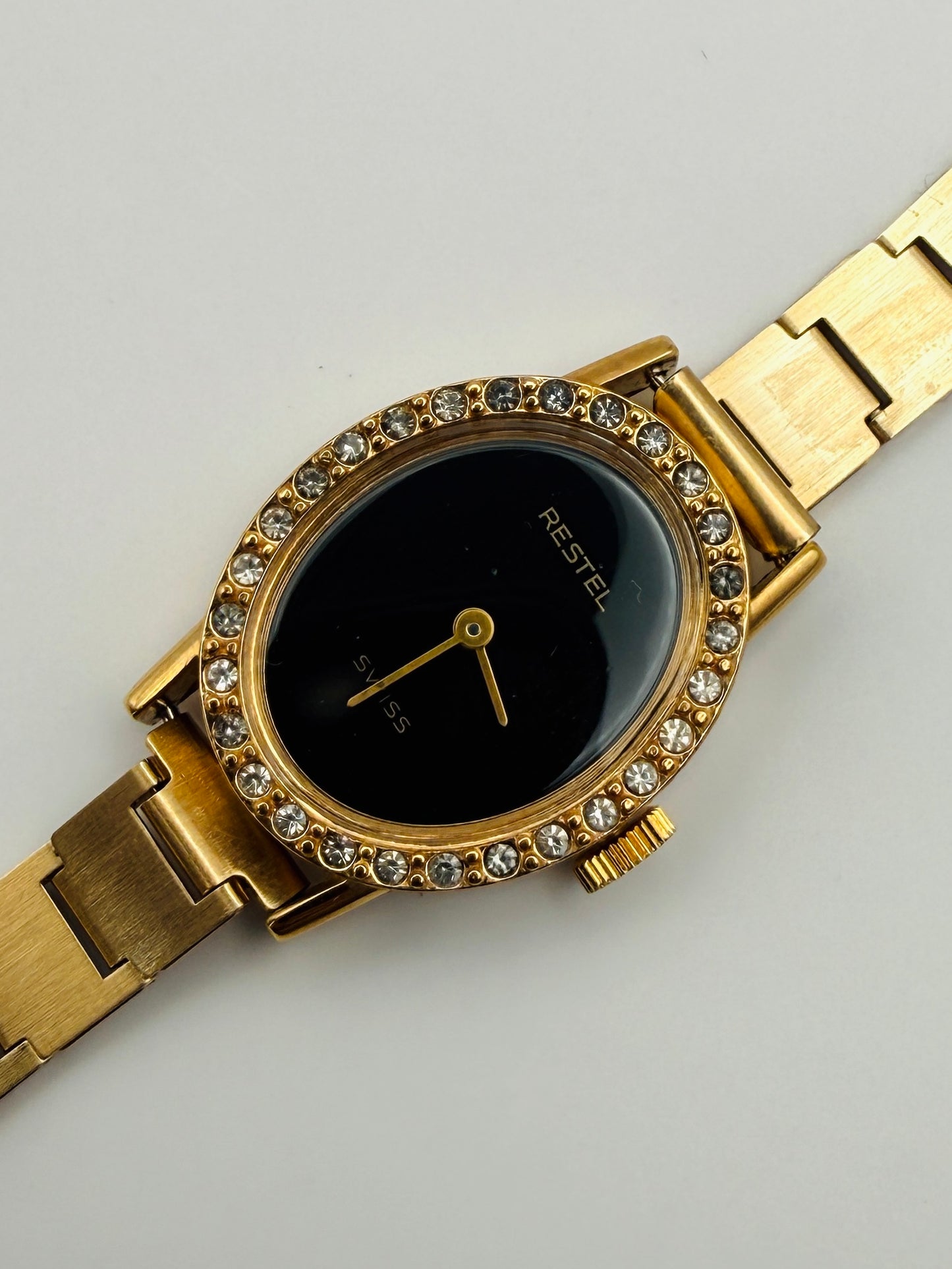 Montre mécanique vintage Restel Swiss