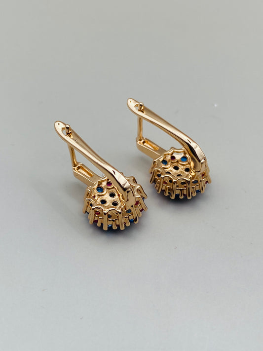 Boucles d’oreilles dorées – pavage bleu & fuchsia