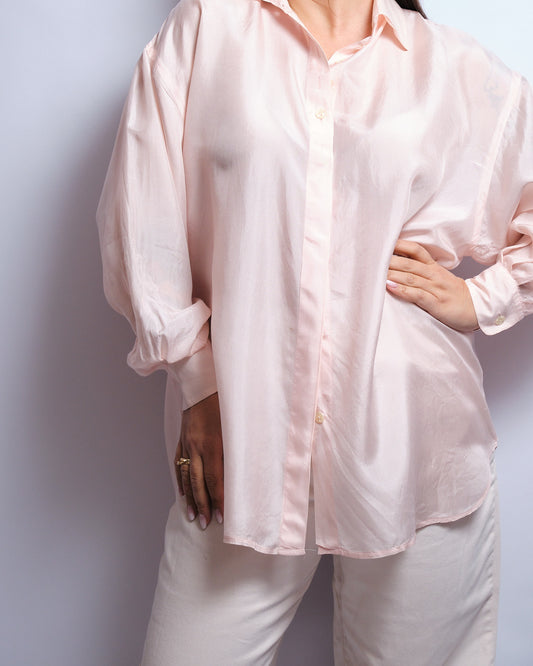 Chemise vintage en soie 80s– rose poudré, coupe fluide