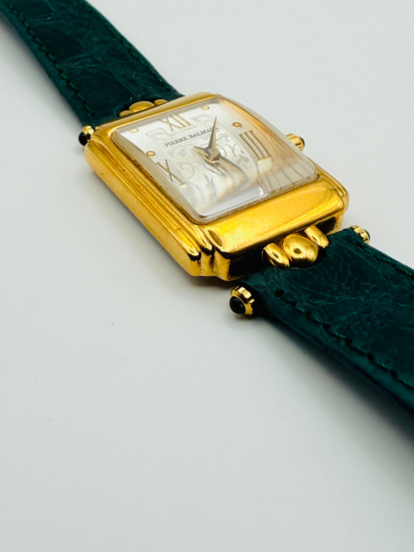 Montre vintage Pierre Balmain Swiss Made – cadran Art déco et bracelet façon crocodile vert