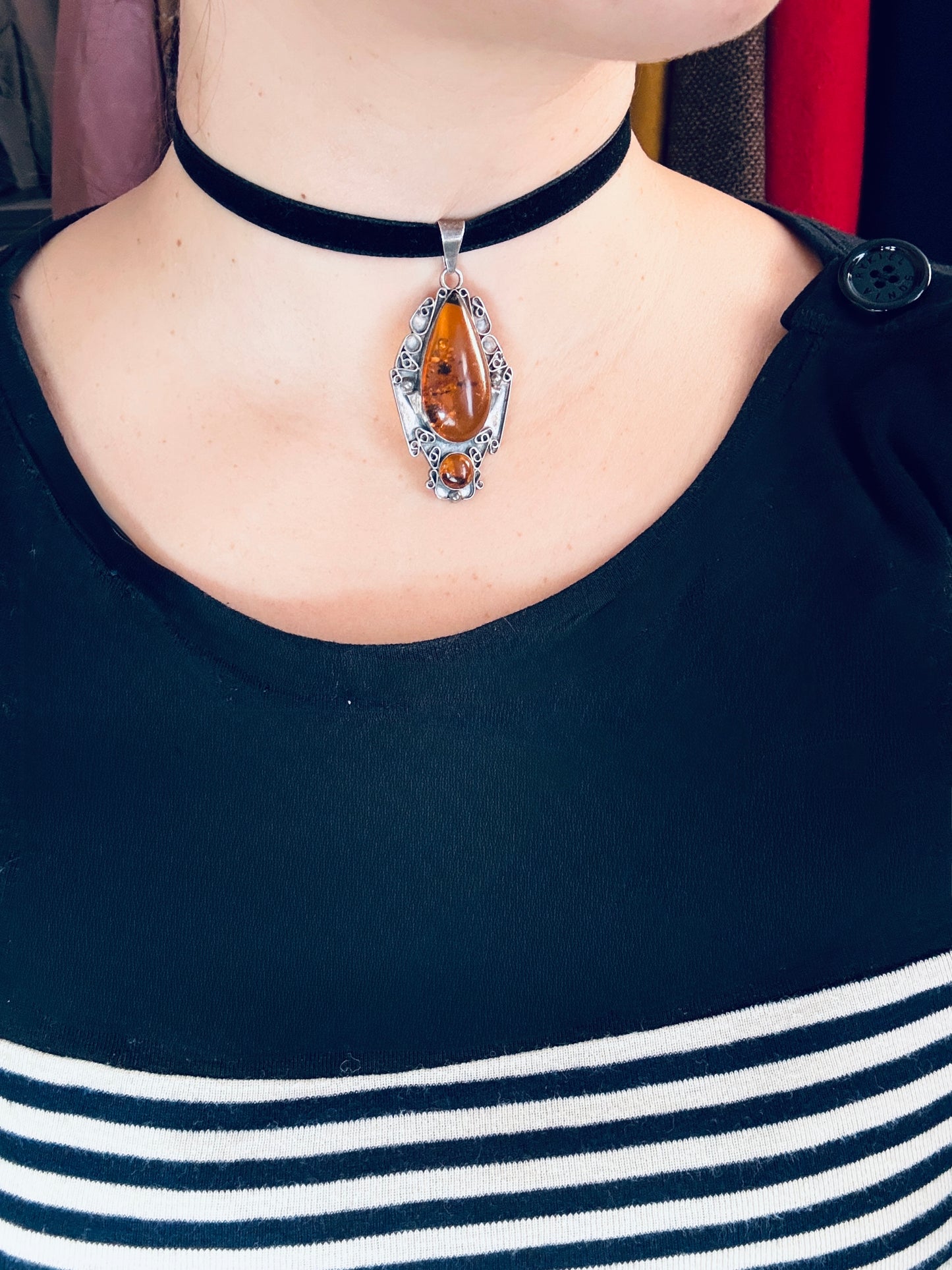Ensemble vintage collier & boucles d’oreilles en argent – esprit ambré