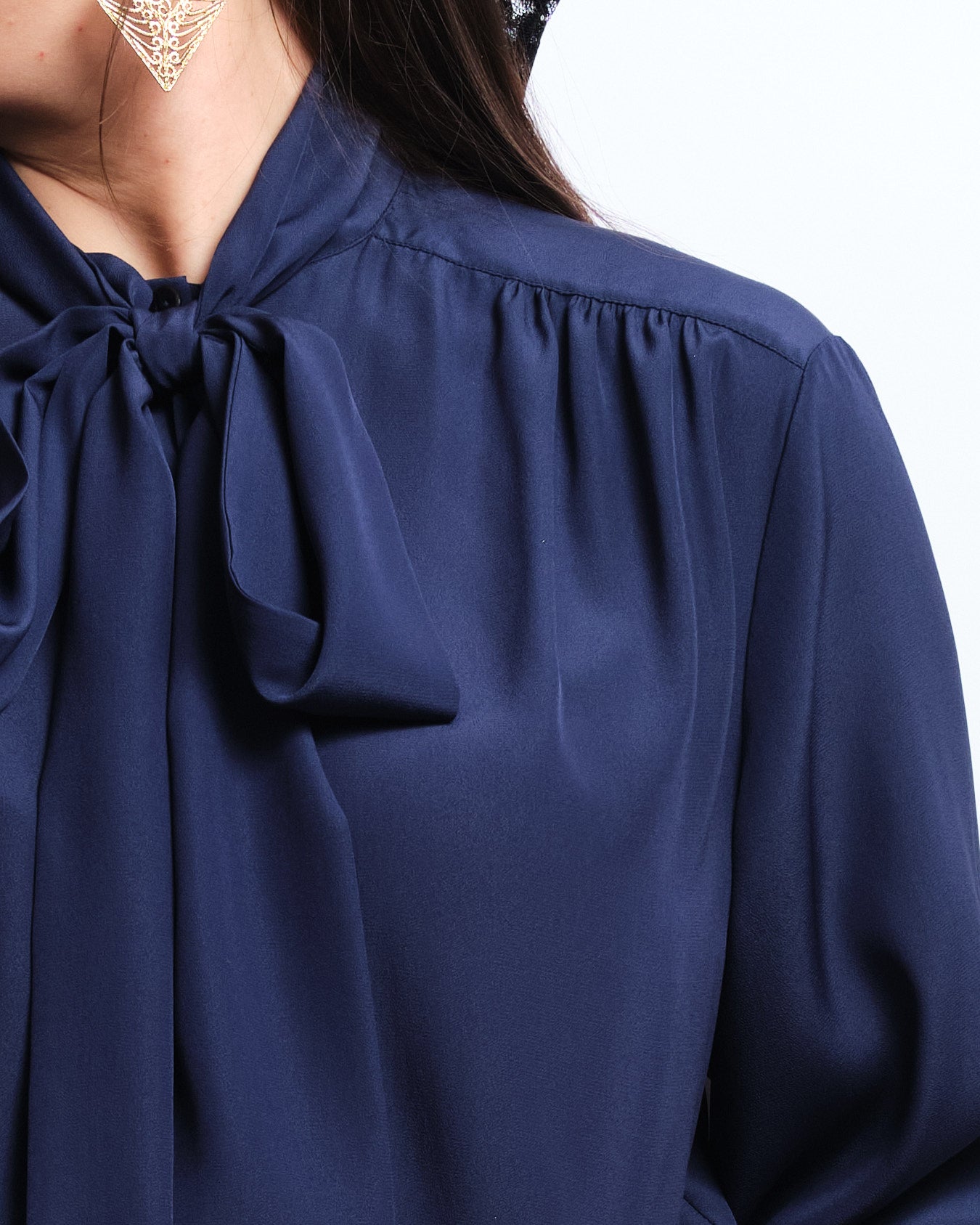 Chemisier vintage bleu marine à lavallière – années 90