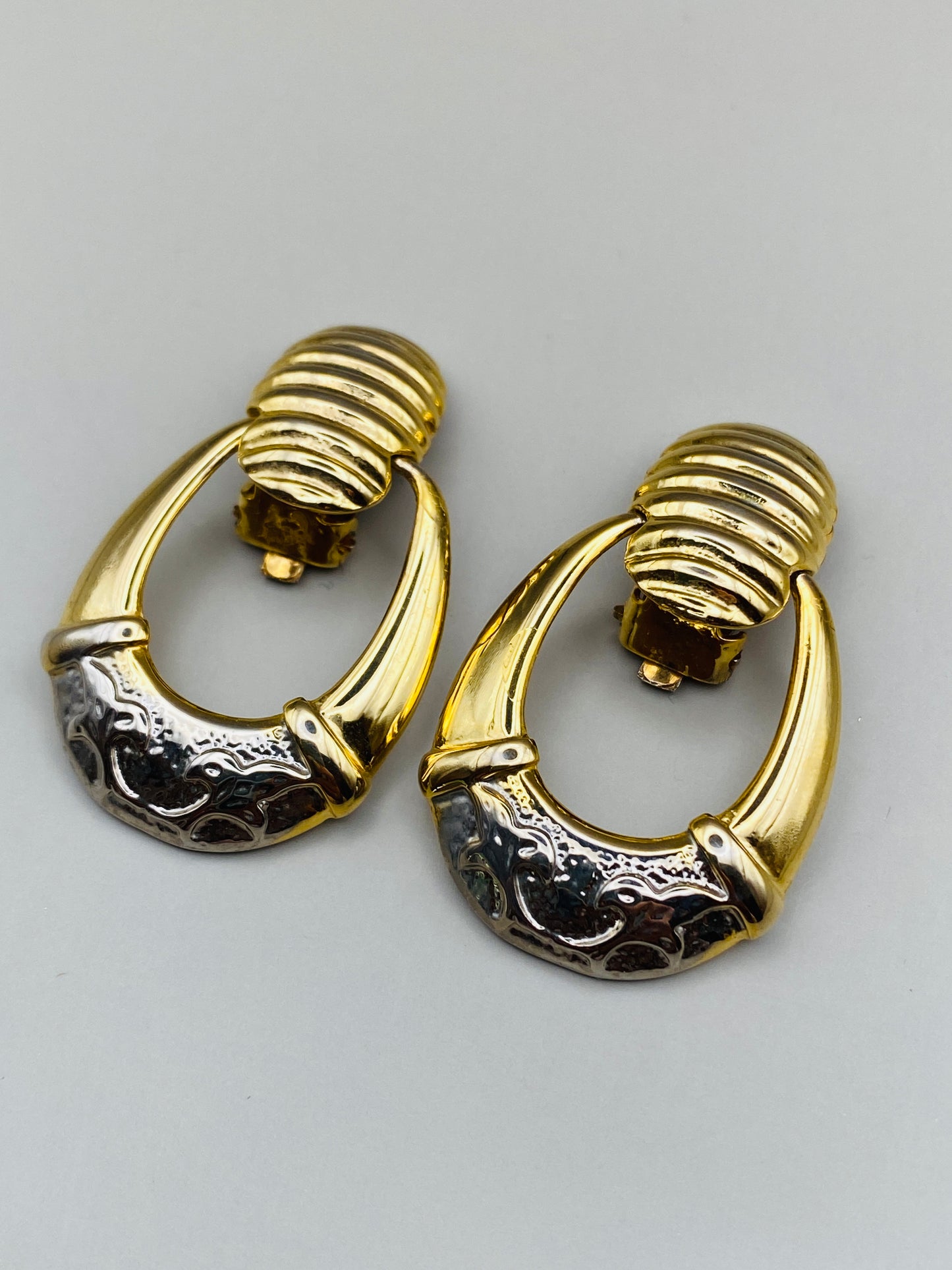 Clips Vintage dorés ovales avec émail bleu